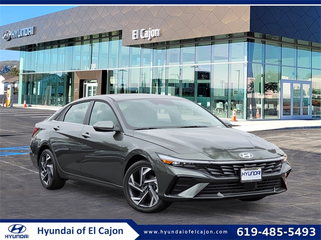 2025 Hyundai Elantra Limited's photo