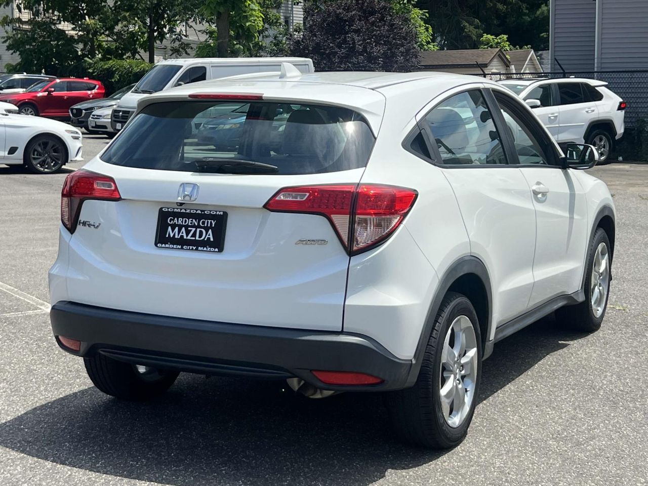 2016 Honda HR-V LX photo 3