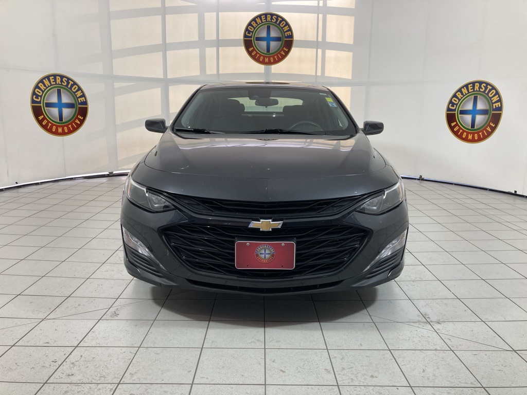 2023 Chevrolet Malibu 1LT photo 2