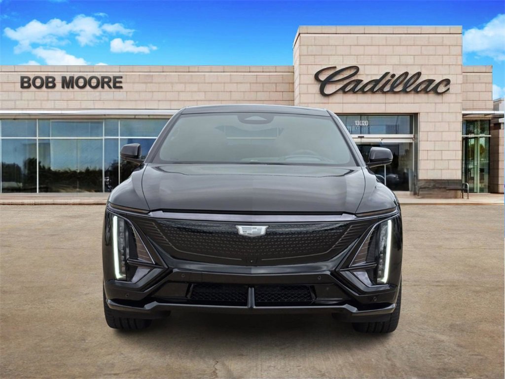 2026 Cadillac Lyriq photo 2