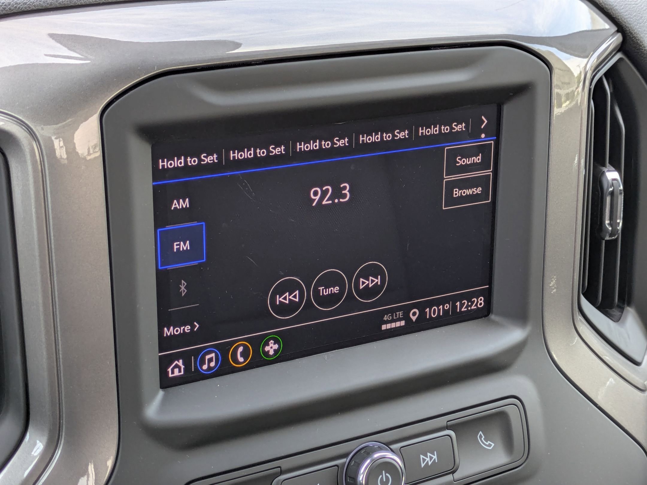 2026 Chevrolet Silverado 1500 photo 12