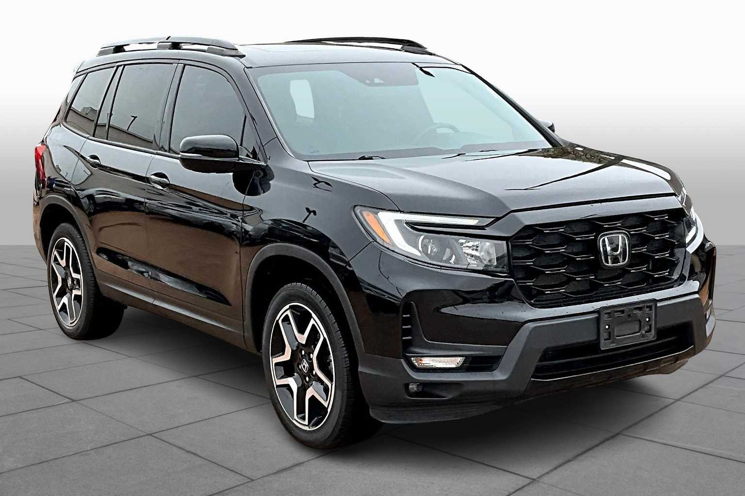 2023 Honda Passport Elite photo 2