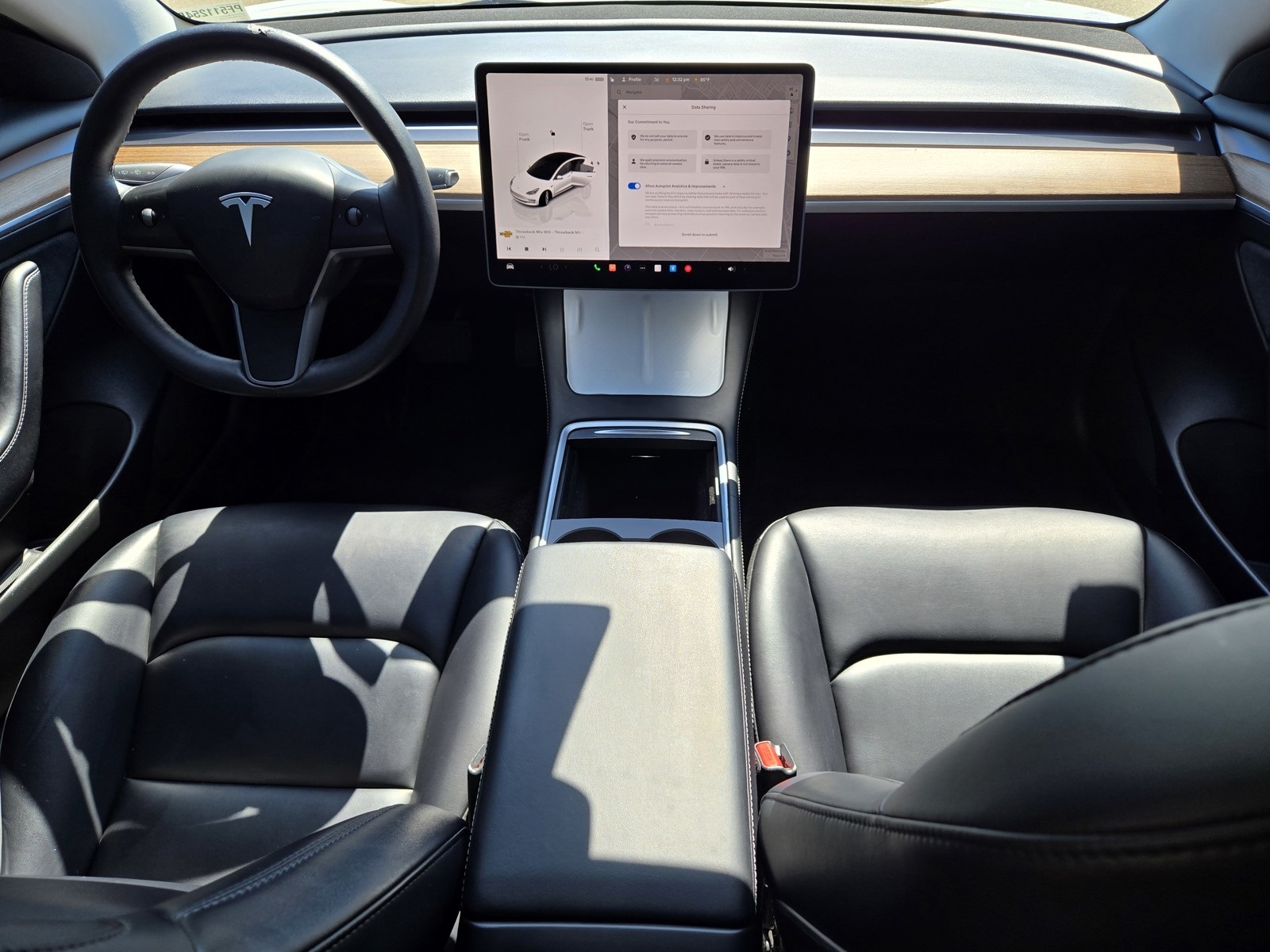 2023 Tesla Model 3 photo 11