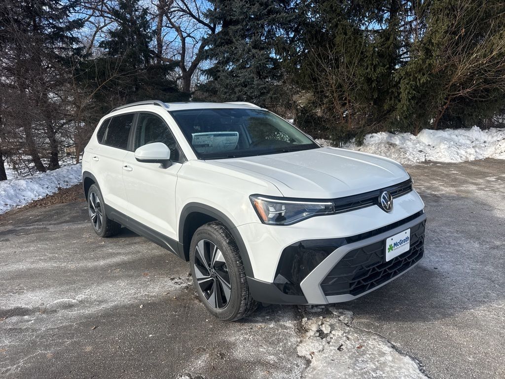 2026 Volkswagen Taos SE's photo