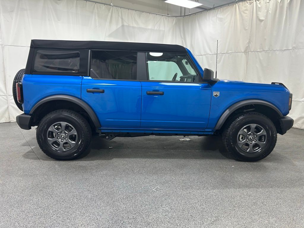 2024 Ford Bronco Big Bend photo 8