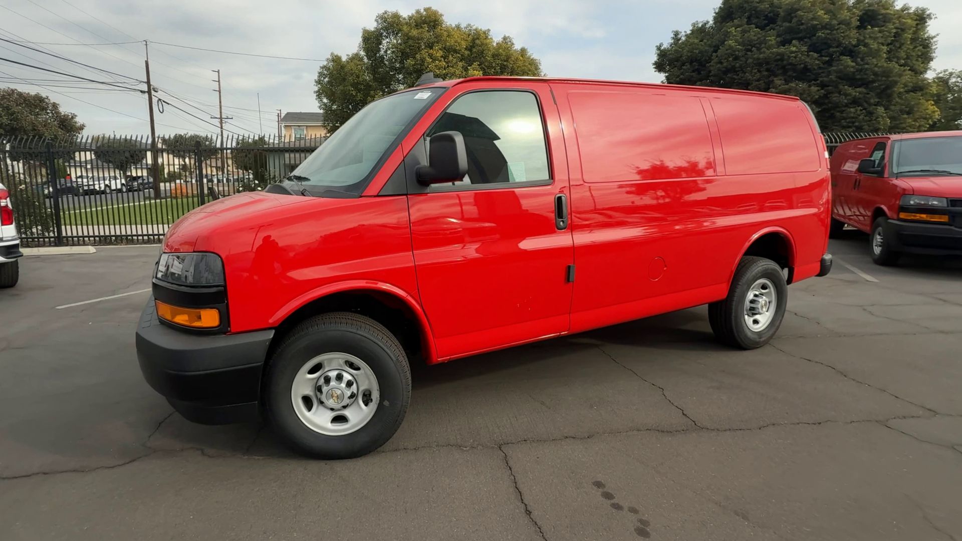 2024 Chevrolet Express Cargo 2500 photo 25
