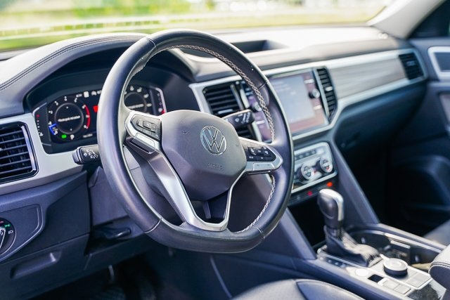 2022 Volkswagen Atlas SEL photo 8