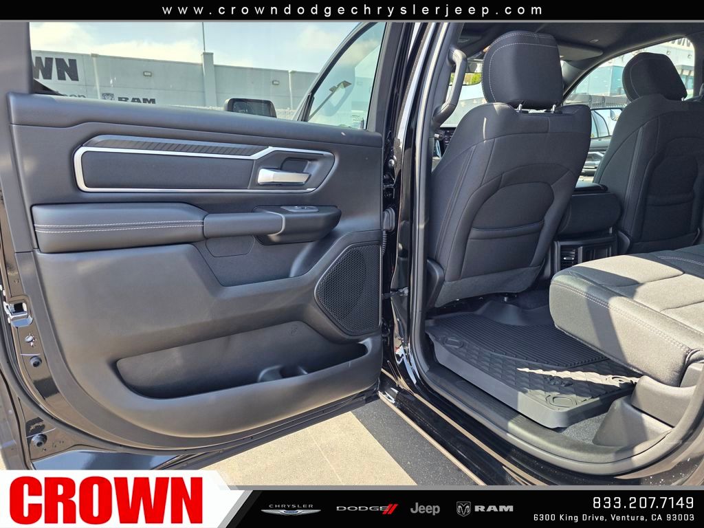2025 Ram 1500 Big Horn Lone Star photo 12