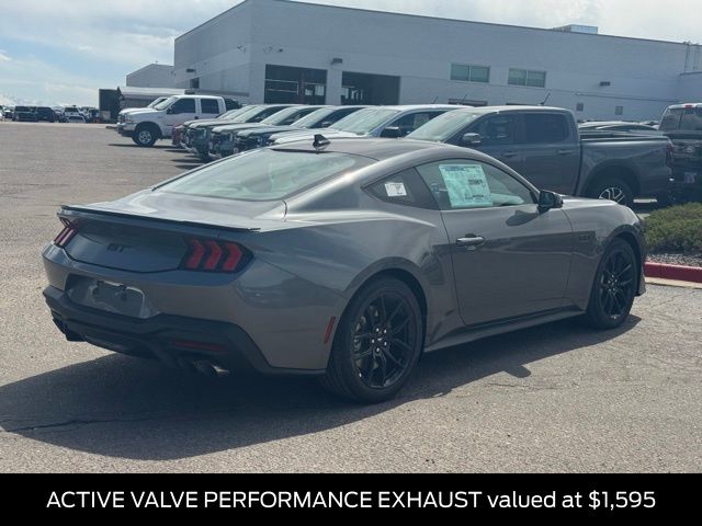 2025 Ford Mustang GT photo 5