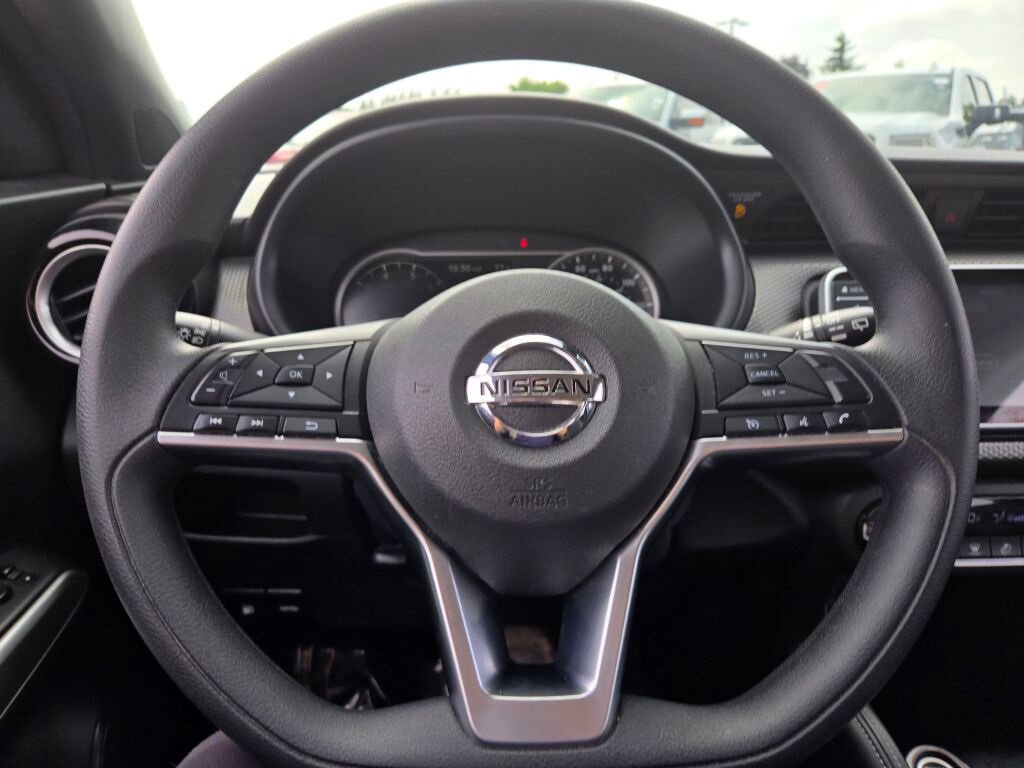 2020 Nissan Kicks SV photo 24