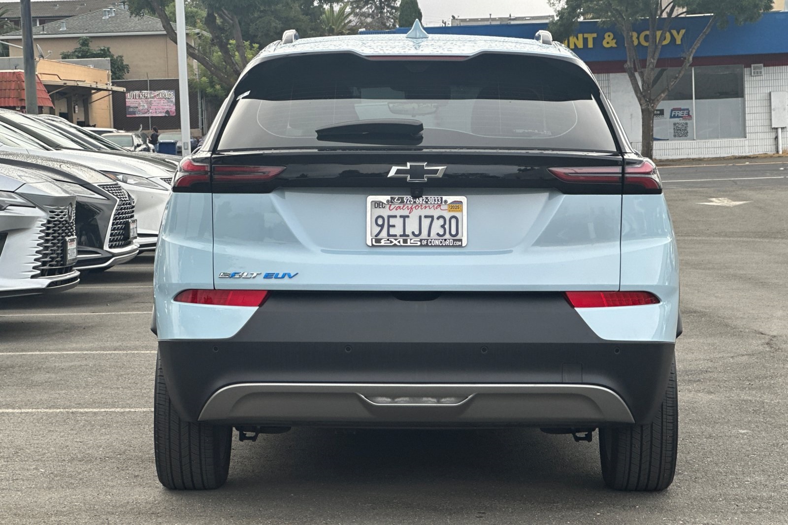 2023 Chevrolet Bolt EUV Premier photo 3