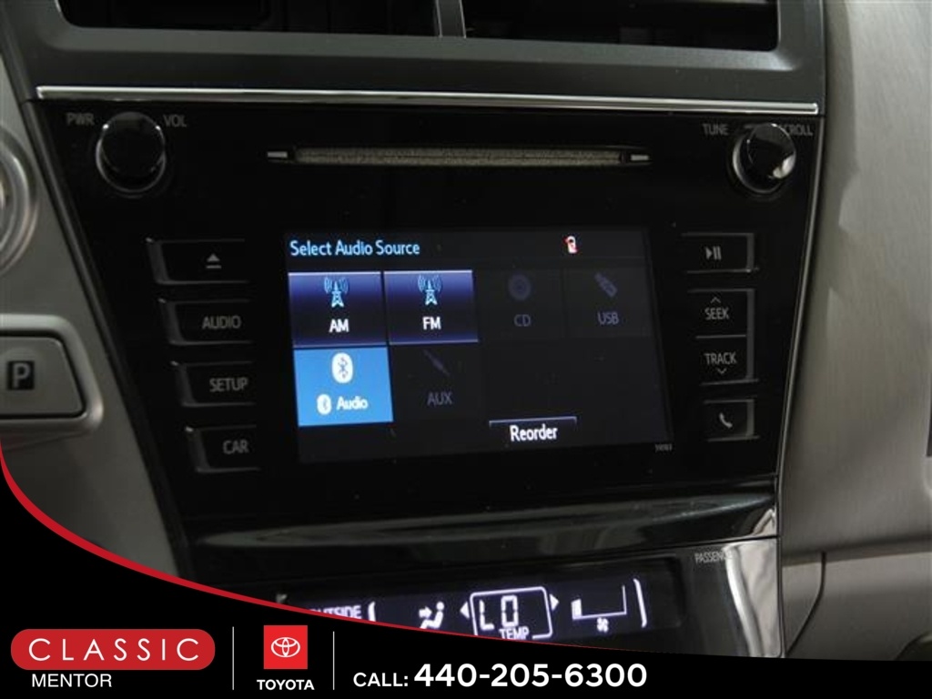 2017 Toyota Prius V Two photo 10