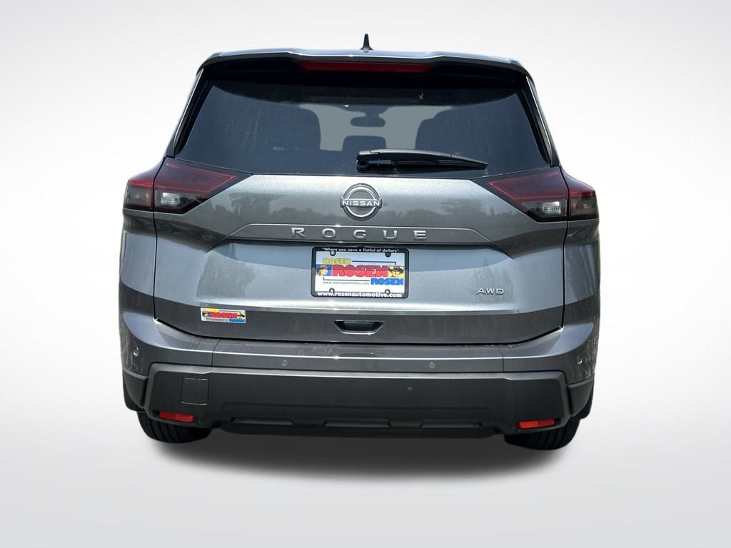 2026 Nissan Rogue S photo 3
