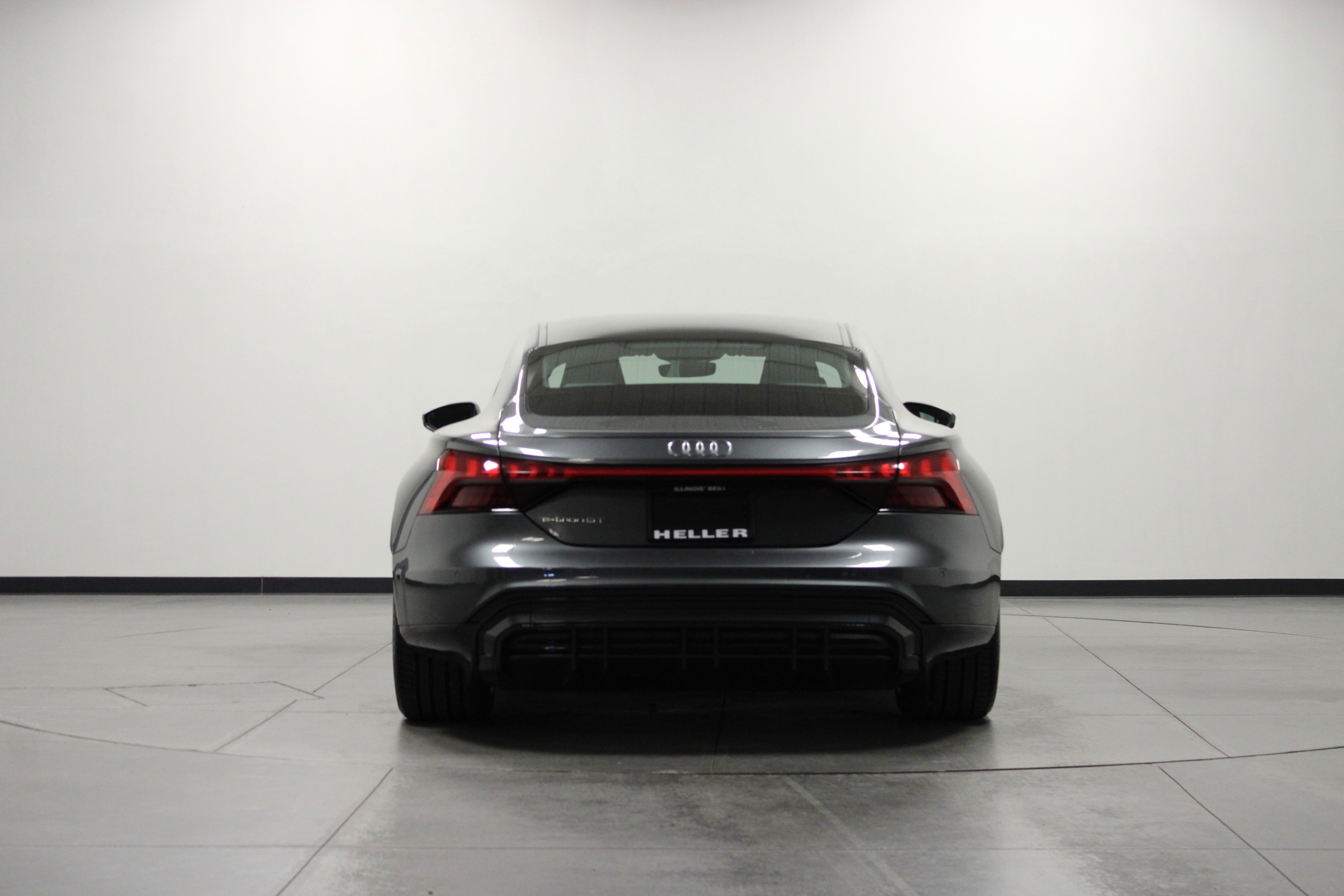 2023 Audi e-tron GT Premium Plus photo 4