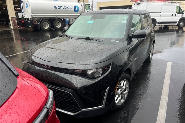 2024 Kia Soul LX photo 4