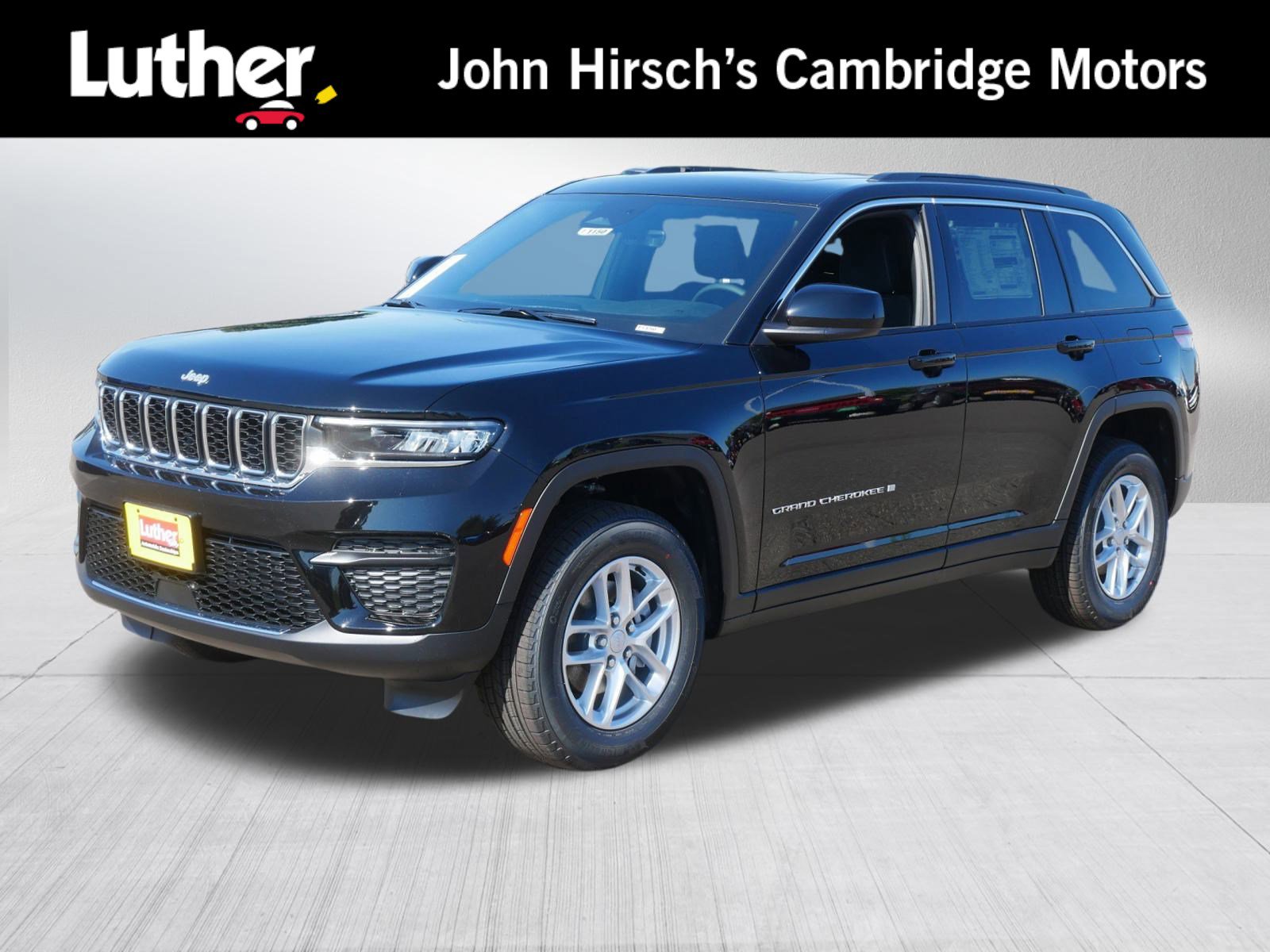 2025 Jeep Grand Cherokee Laredo's photo