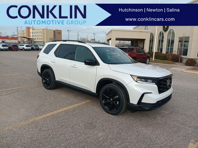 2025 Honda Pilot Black Edition's photo