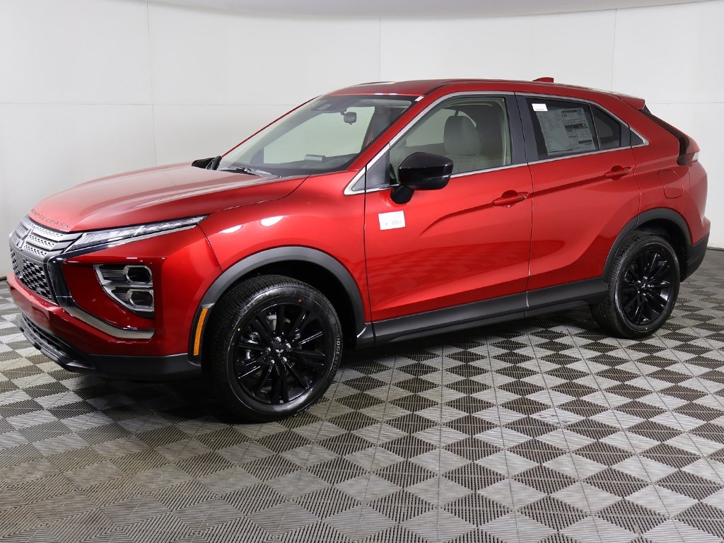 2025 Mitsubishi Eclipse Cross LE photo 15