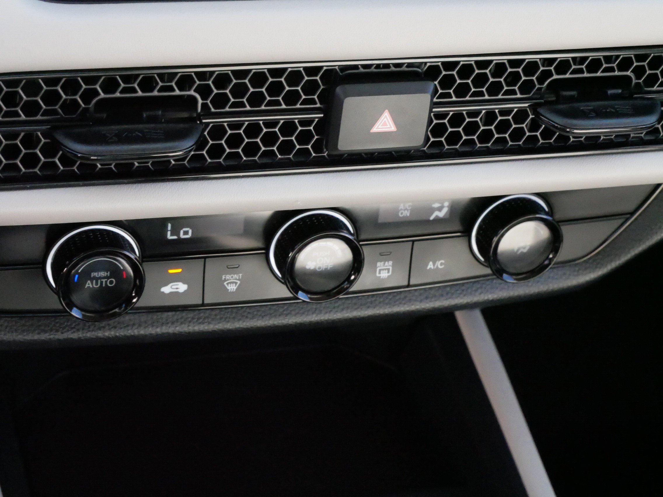 2023 Honda HR-V LX photo 19