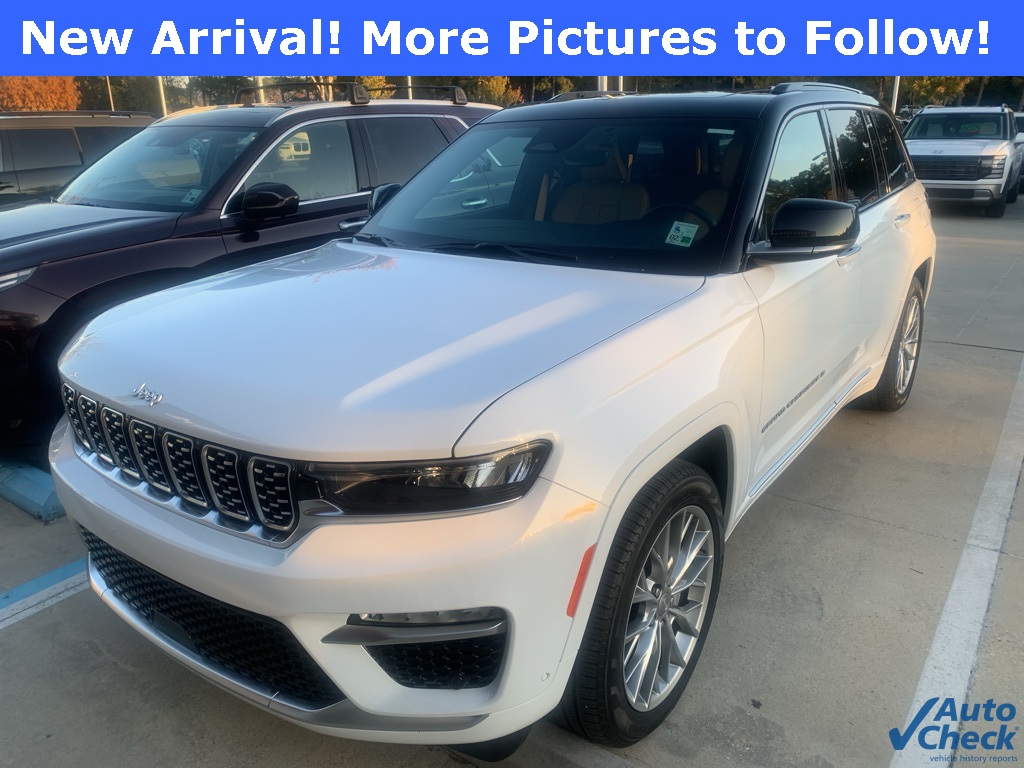 2025 Jeep Grand Cherokee Summit's photo