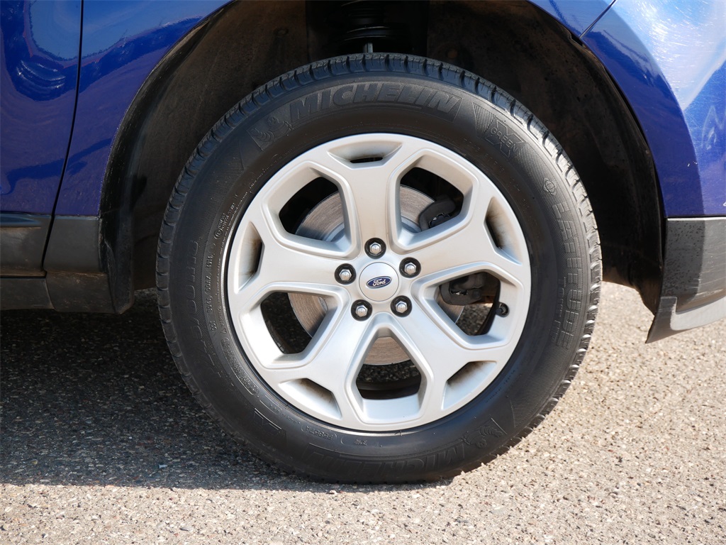 2014 Ford Edge SE photo 7