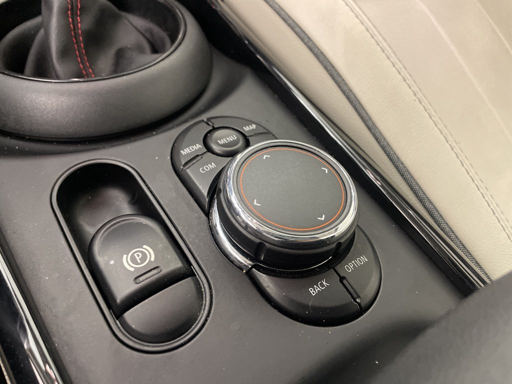 2019 Mini Cooper S Iconic photo 31