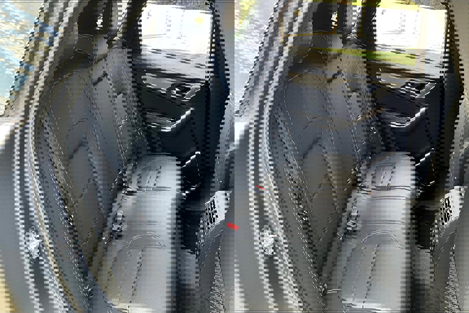 2026 Jaguar F-PACE P250 R-Dynamic S photo 7