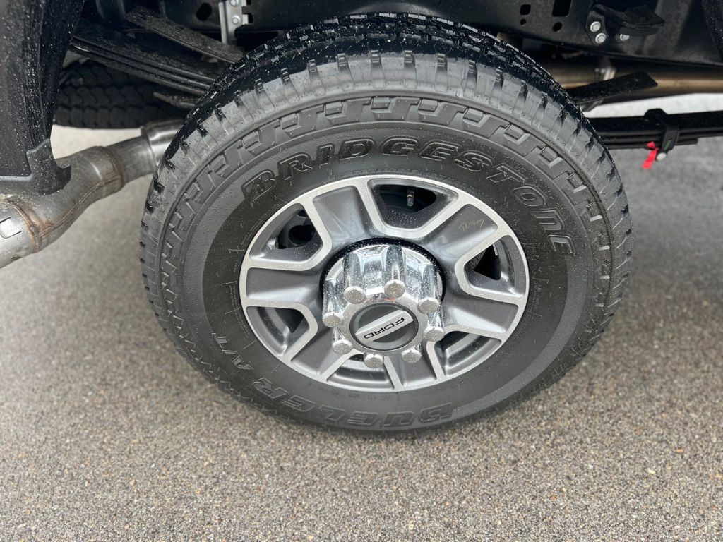 2025 Ford F-250 Lariat photo 52