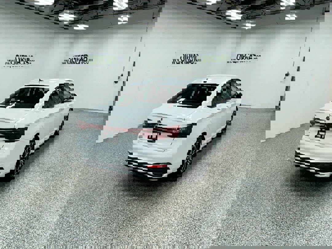 2026 Volkswagen Jetta Sport photo 4