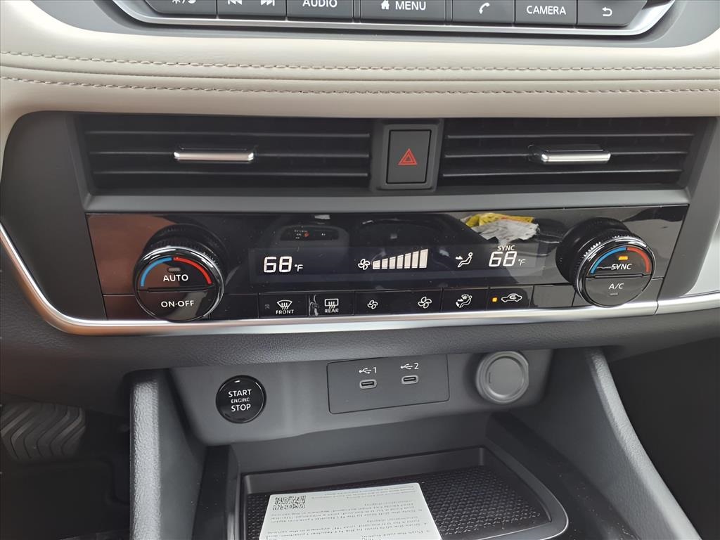 2025 Nissan Rogue SV photo 21