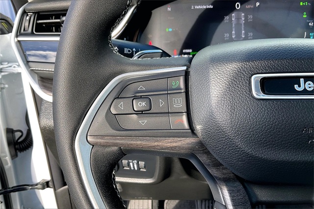 2024 Jeep Cherokee 4xe photo 18