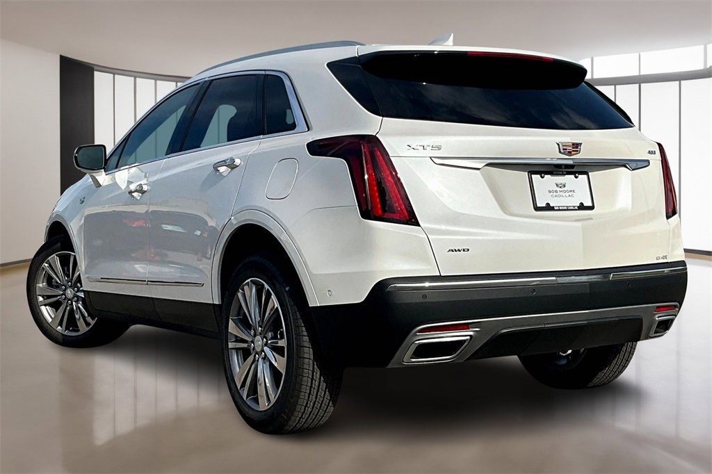 2025 Cadillac XT5 Premium Luxury photo 3