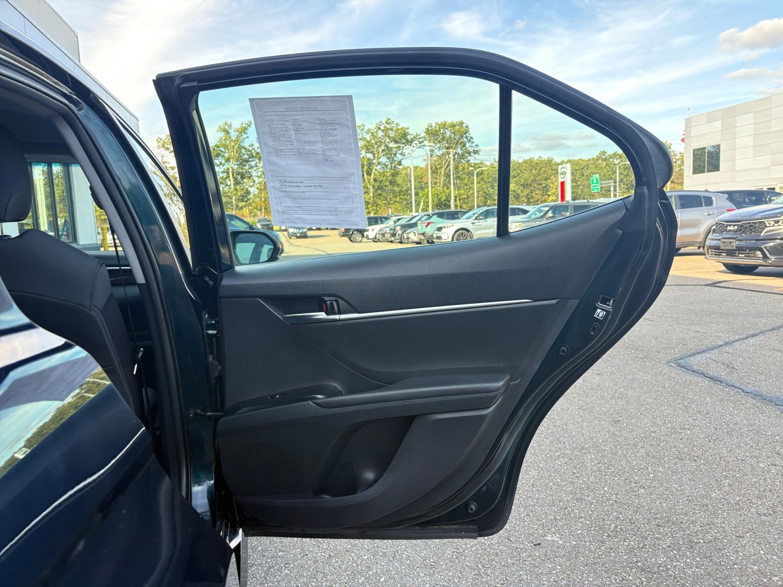 2018 Toyota Camry L photo 33