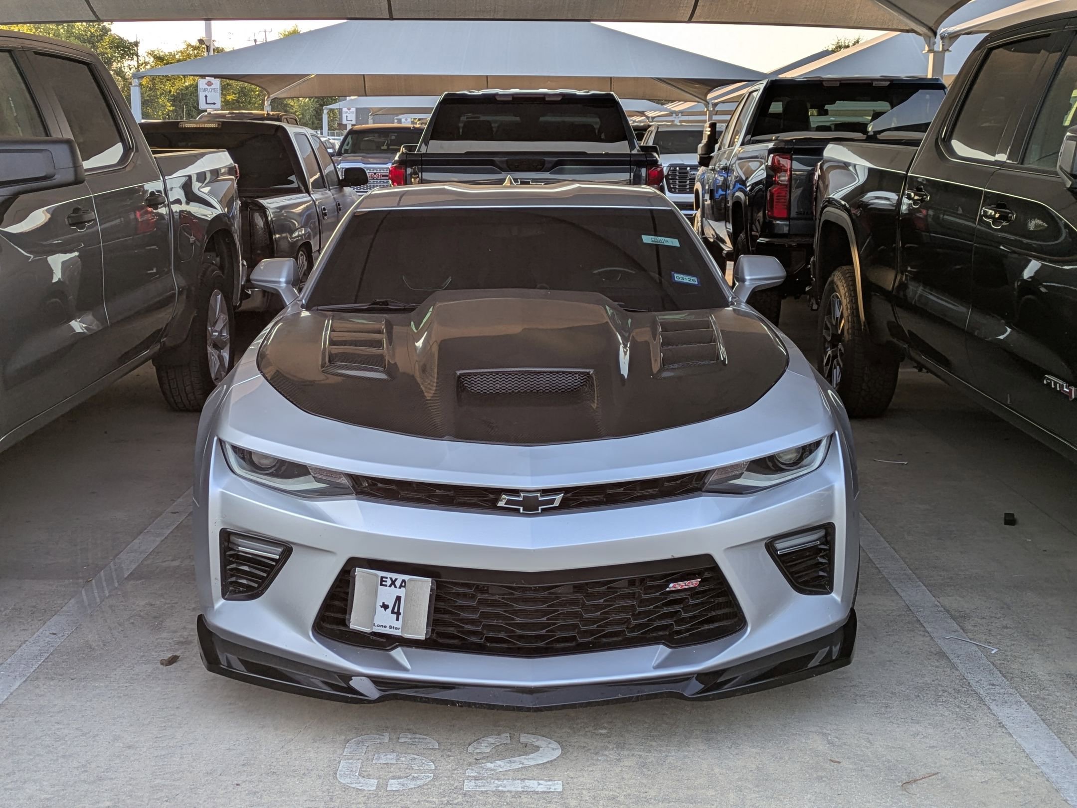 2018 Chevrolet Camaro 2LT photo 2