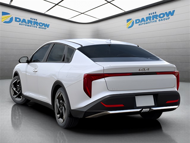 2025 Kia K4 EX photo 2