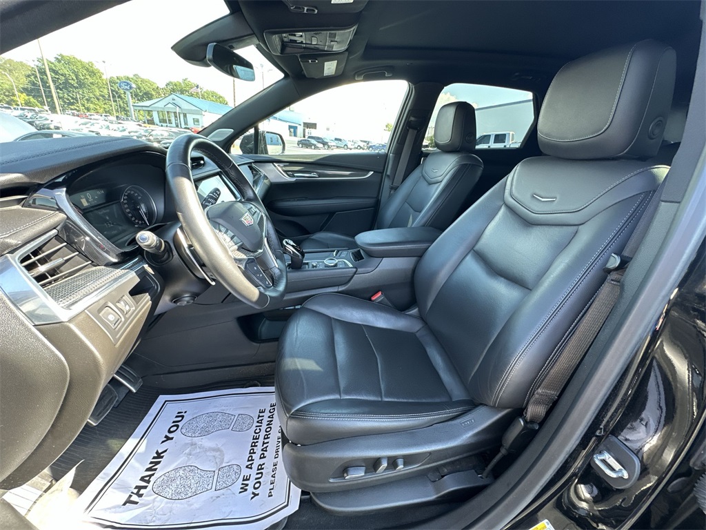 2021 Cadillac XT5 Sport photo 11