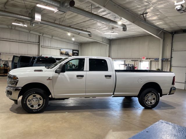 2025 Ram 2500 Tradesman photo 6