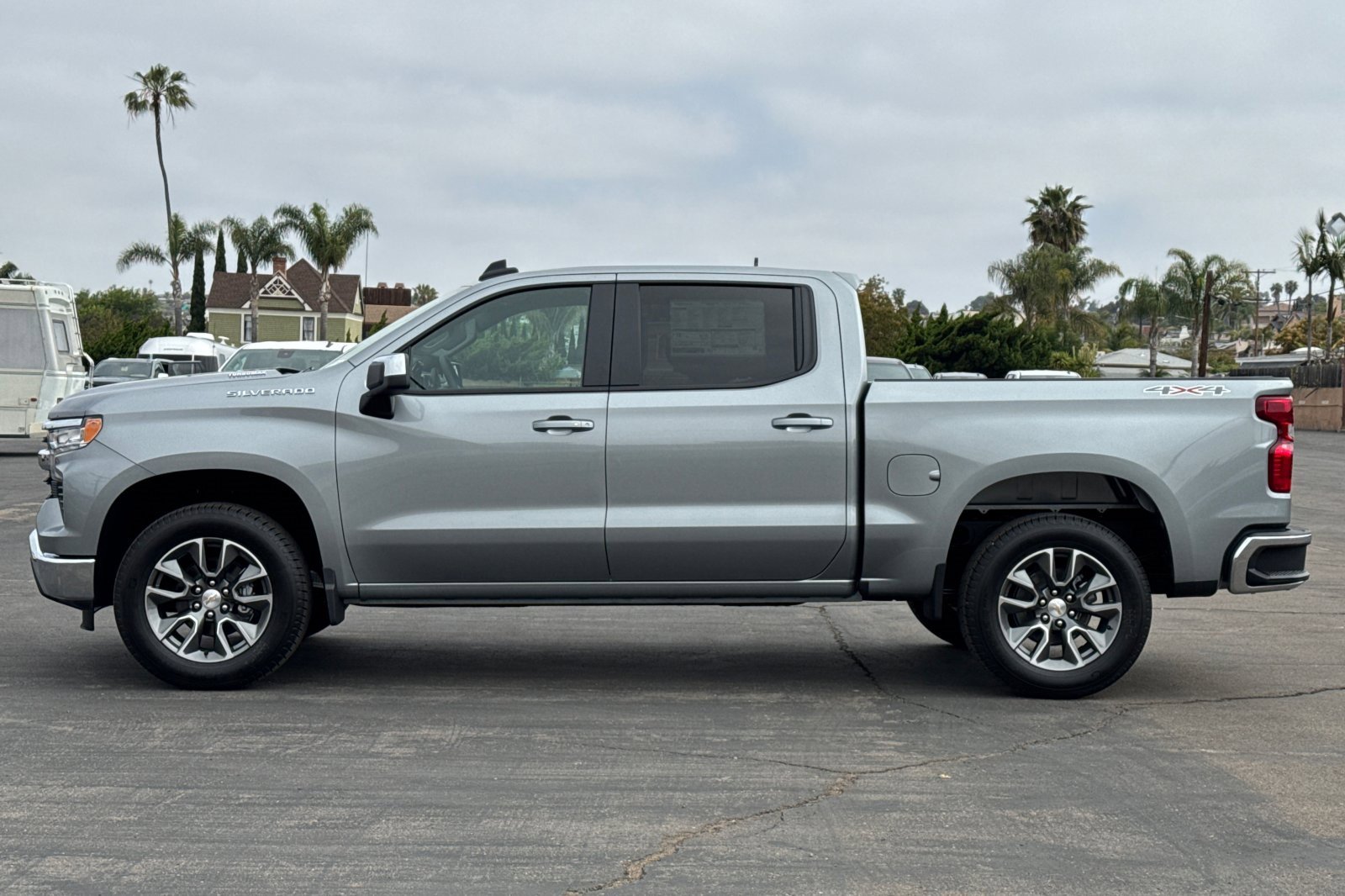 2025 Chevrolet Silverado 1500 photo 7