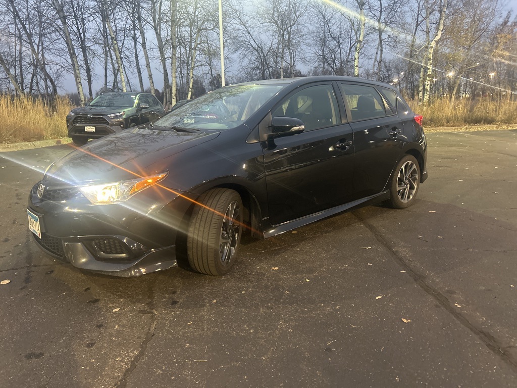 2016 Scion iM Base's photo