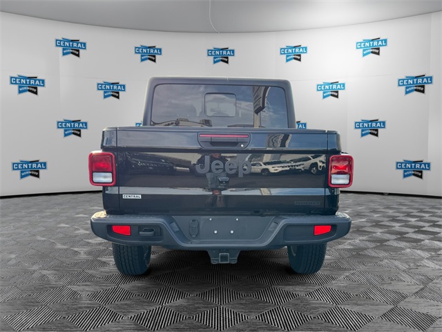 2021 Jeep Gladiator Sport photo 4