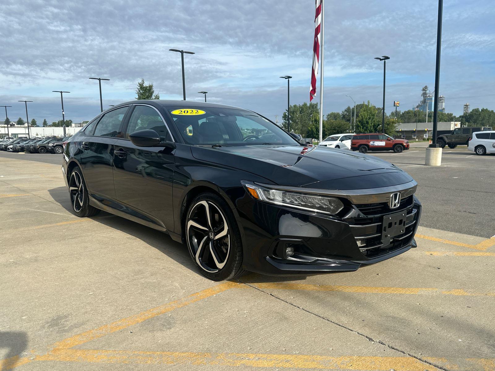 2022 Honda Accord Sport photo 4