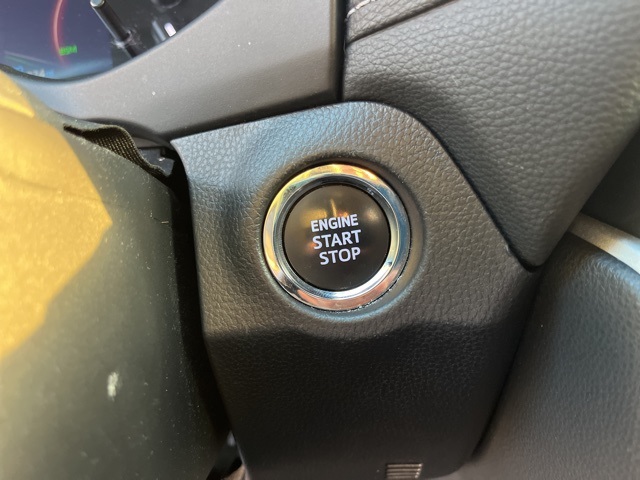2024 Toyota RAV4 XLE photo 20
