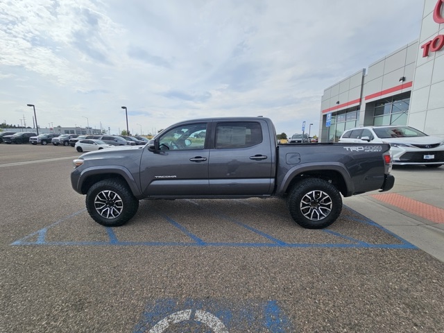 2021 Toyota Tacoma TRD Sport photo 5