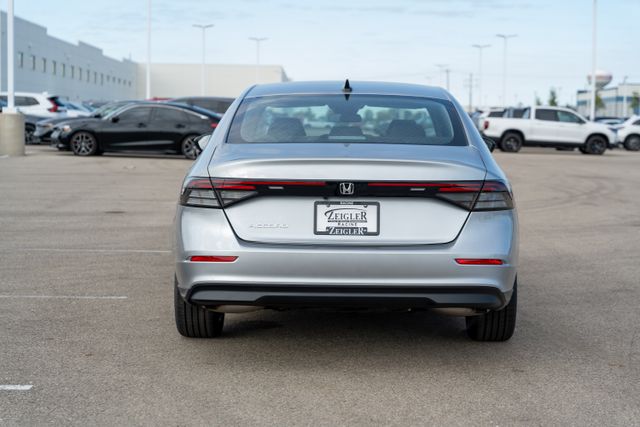 2025 Honda Accord SE photo 6