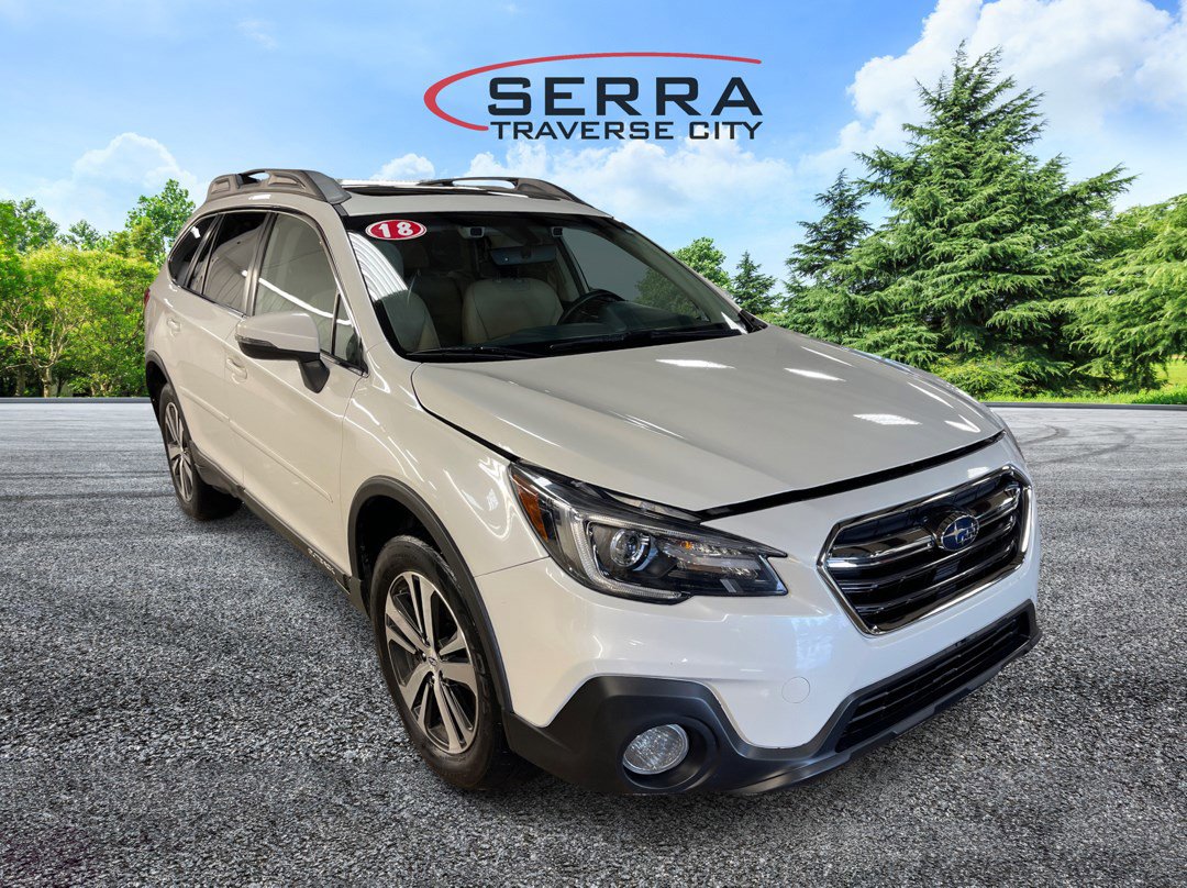 2018 Subaru Outback Limited photo 2