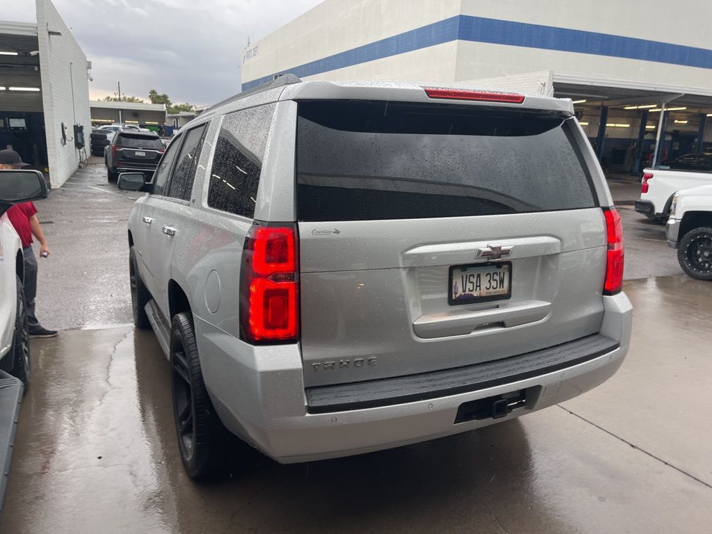 2016 Chevrolet Tahoe LT photo 4