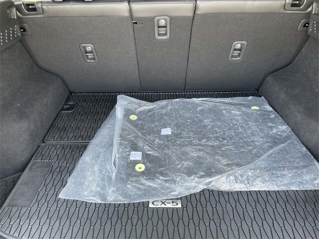 2022 Mazda CX-5 2.5 Premium Plus photo 12