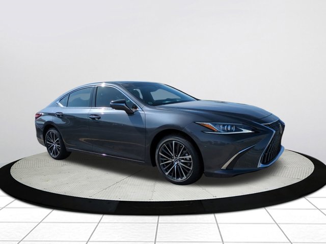 2025 Lexus ES 350's photo