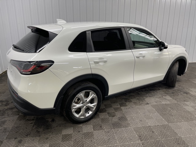 2023 Honda HR-V LX photo 2