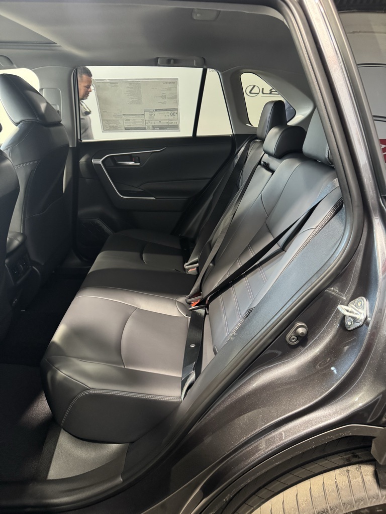 2025 Toyota RAV4 XLE Premium photo 26